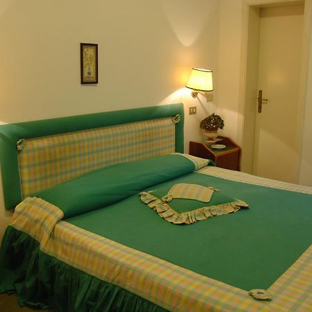 Hotel Santa Lucia Chianciano Terme Exterior foto